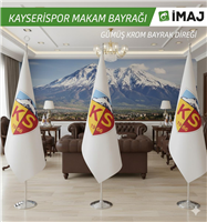 Kayserispor makam bayrağı erciyes dağının duvar kağıdı önünde beyaz zeminli