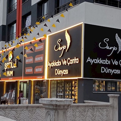 Dış Mekan Branda Germe Tabelalar